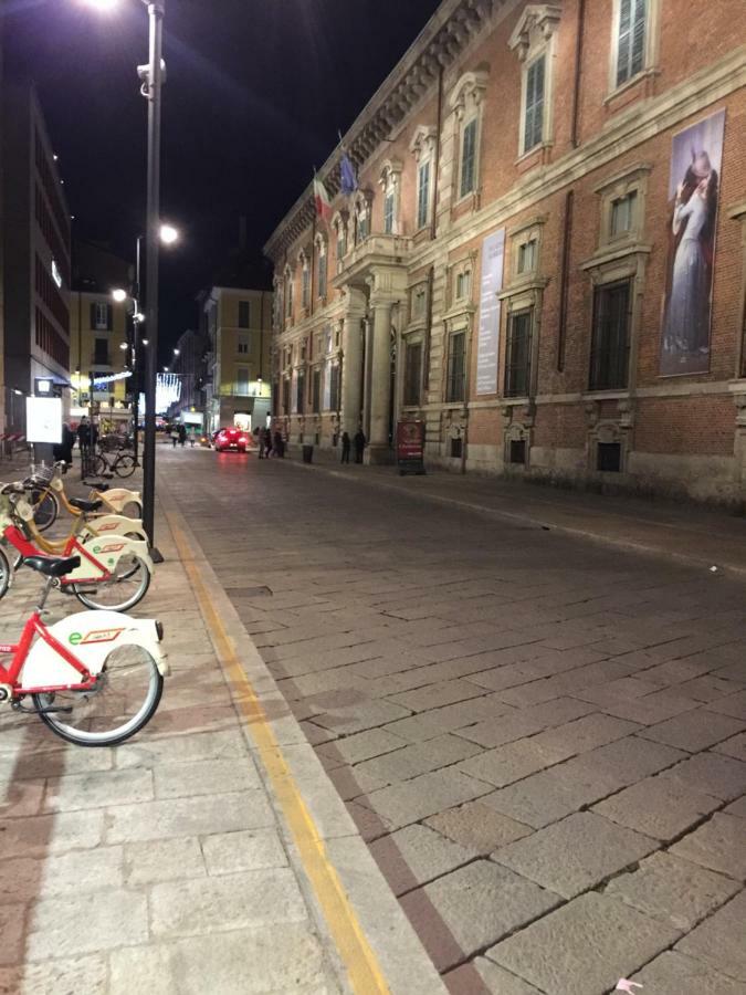 Appartamento Milano Luaran gambar